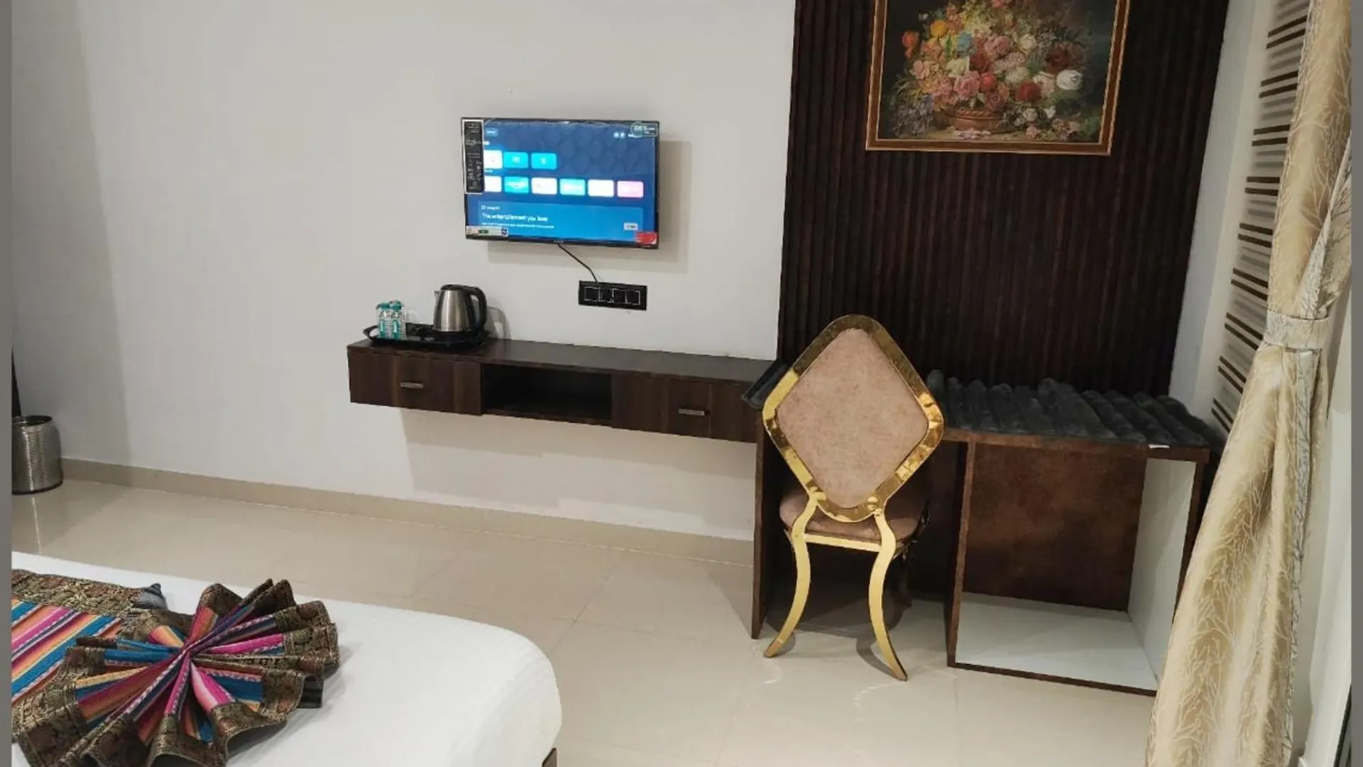**  Hotel 